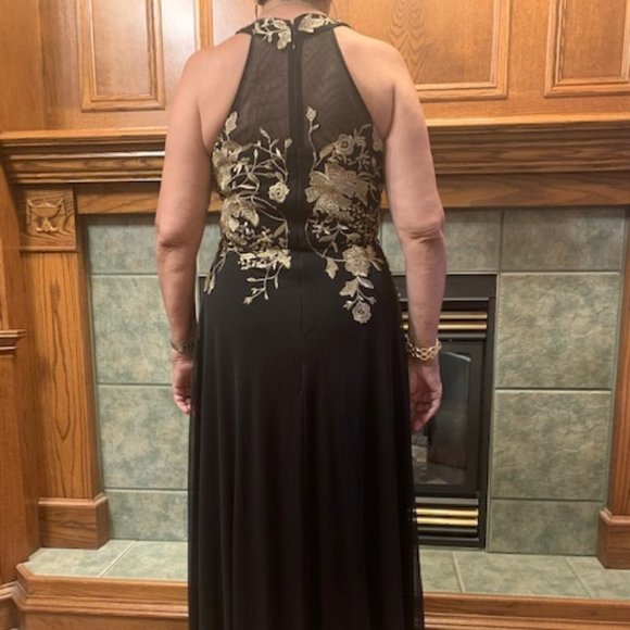 Black sheer with gold threading and coloured beads - Picture 3 of 3